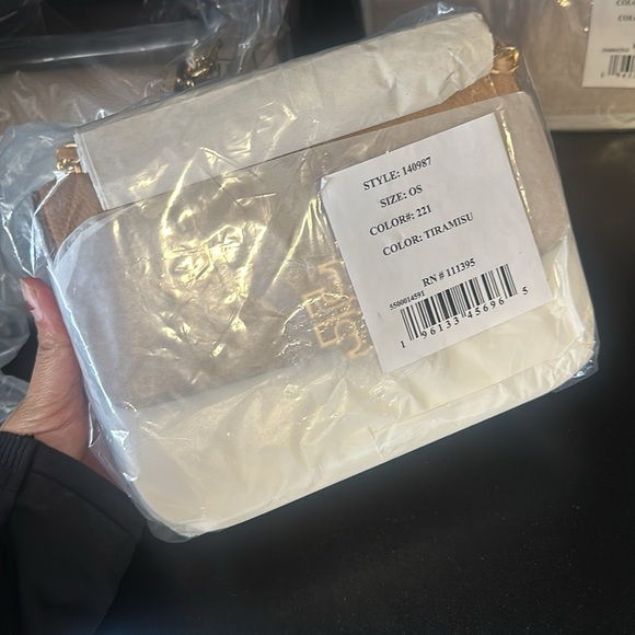 New Tory Burch Britten shoulder bag small - Picture 13 of 14